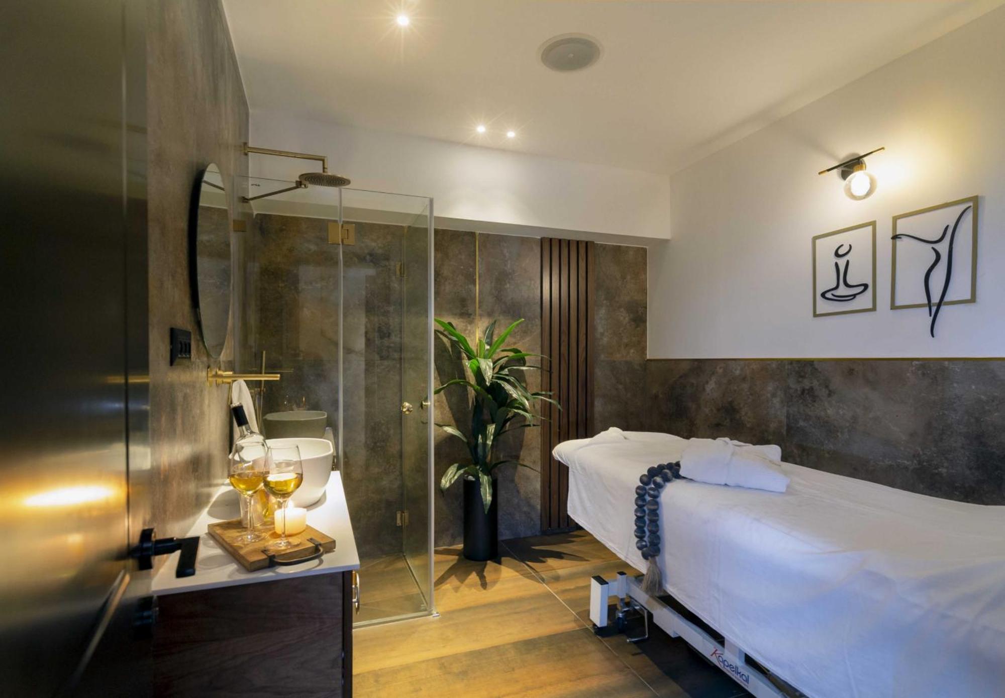 Beach Suite Israel- Best View, Gym, Massage Chair, Low Fee For Off-Site Indoor Pool Spa ביץ סוייט ישראל- נוף ים מאלף, כיסא מסאז, חדר כושר, אפשרות לבריכה מקורה, וספא בתשלום ממש מוזל Aschkelon Exterior foto